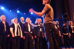 2010-12-04 scala-konzert-finnentrop chor-just-for-fun 032