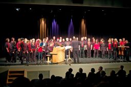2011-11-13 Konzert-in-Lennestadt-Meggen Moderation-Zilli-Alperscheid Chor-Just-For-Fun 009